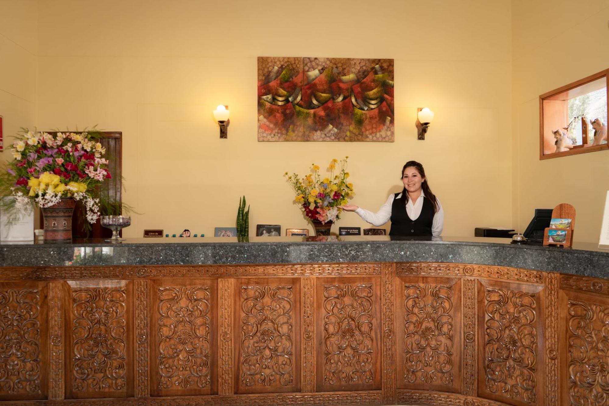 Hotel Agustos Урубамба Екстериор снимка