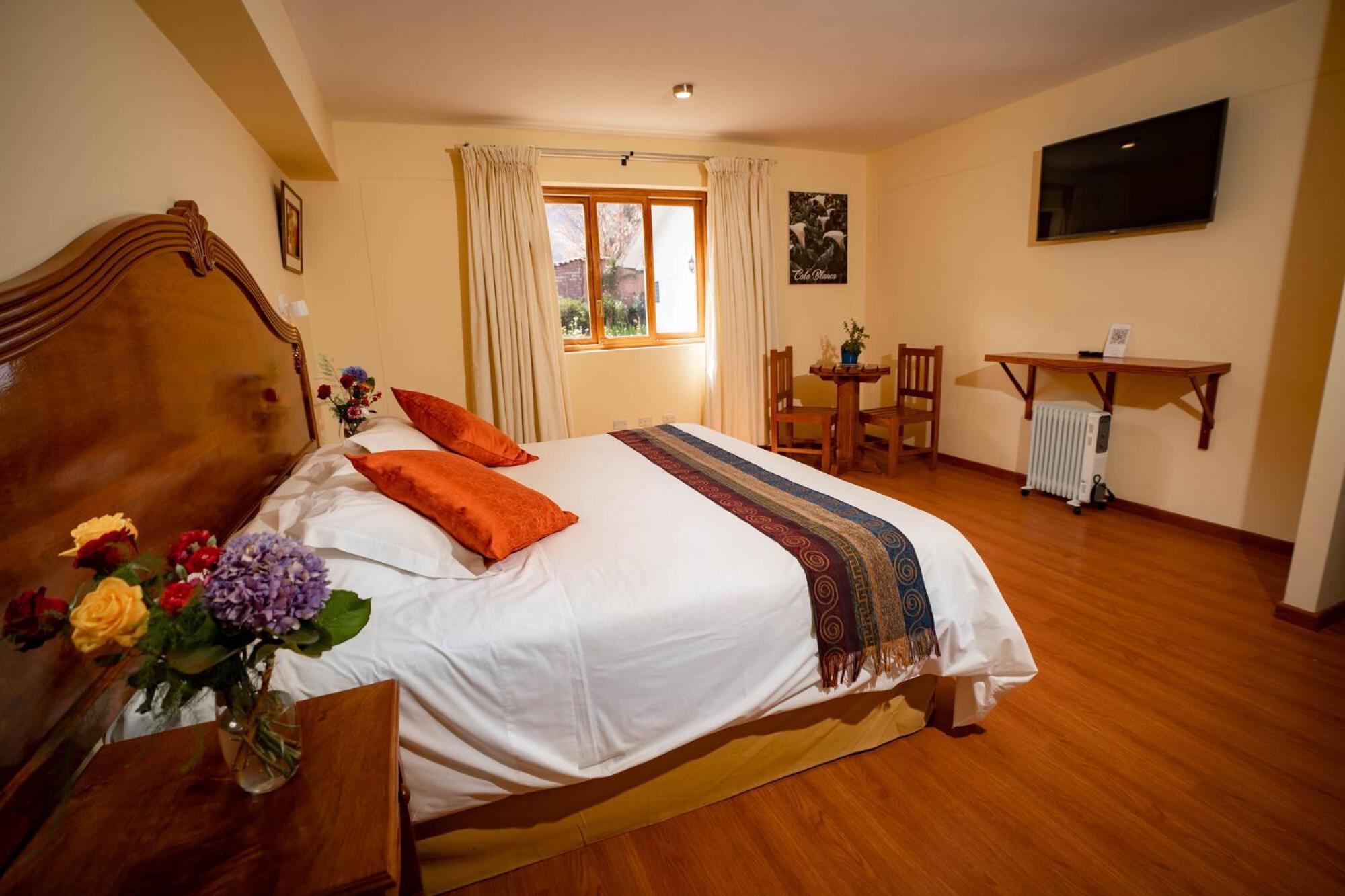 Hotel Agustos Урубамба Екстериор снимка